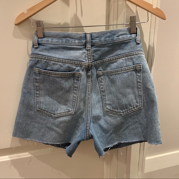 Brandy Melville high rise denim Bermuda shorts - Picture 4 of 14